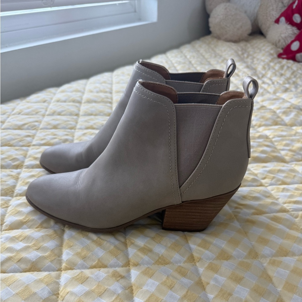 Women's Taupe Ankle Boots Size 8.5